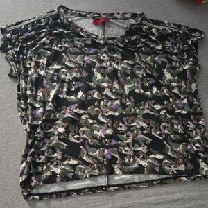 Jennifer Lopez Camouflage Print Short Sleeve Top Xl